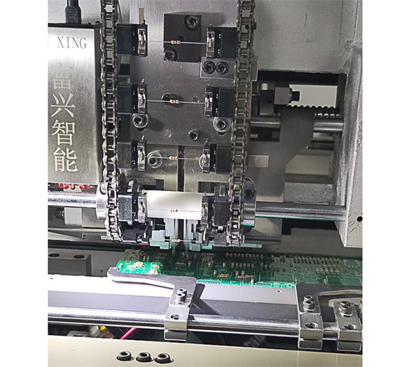 SMT生產中提高插件機設備生產效率，這些就夠了