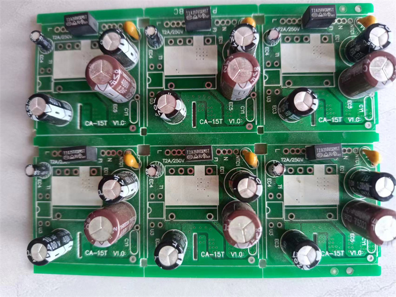 電源電子制造：立式插件機(jī)確保電源驅(qū)動(dòng)板電子部件的絕對可靠